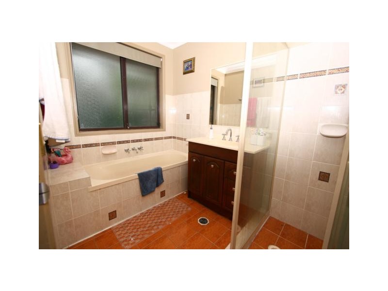 56 Oregon Way, Oxenford QLD 4210