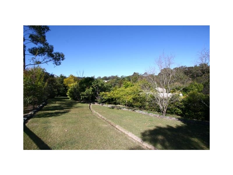 21 Pasture Place, Mount Nathan QLD 4211