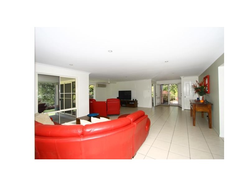 21 Pasture Place, Mount Nathan QLD 4211