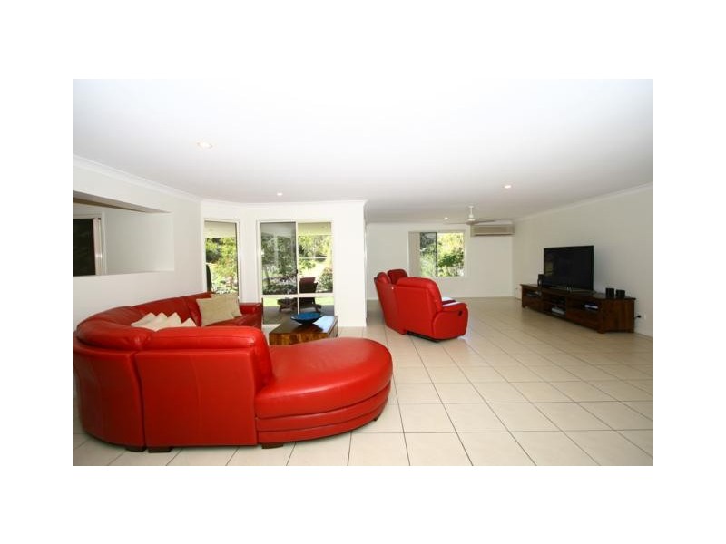 21 Pasture Place, Mount Nathan QLD 4211