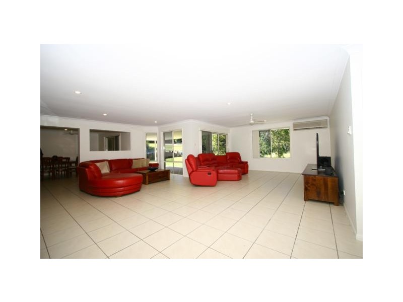 21 Pasture Place, Mount Nathan QLD 4211