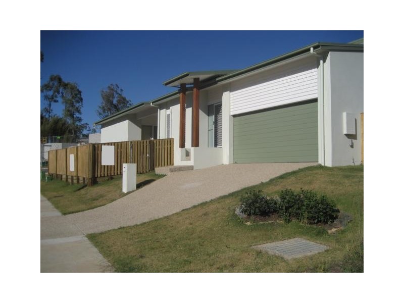 1/1 Wright Court, Upper Coomera QLD 4209