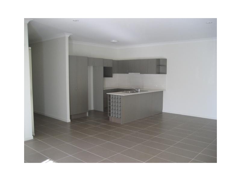 1/1 Wright Court, Upper Coomera QLD 4209