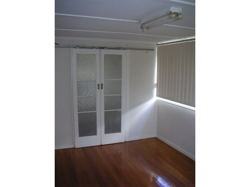 174 Ashgrove Ave, Ashgrove QLD 4060