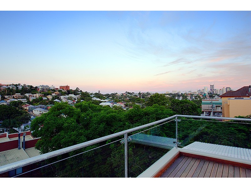 4 / 241 Given Terrace, Paddington QLD 4064