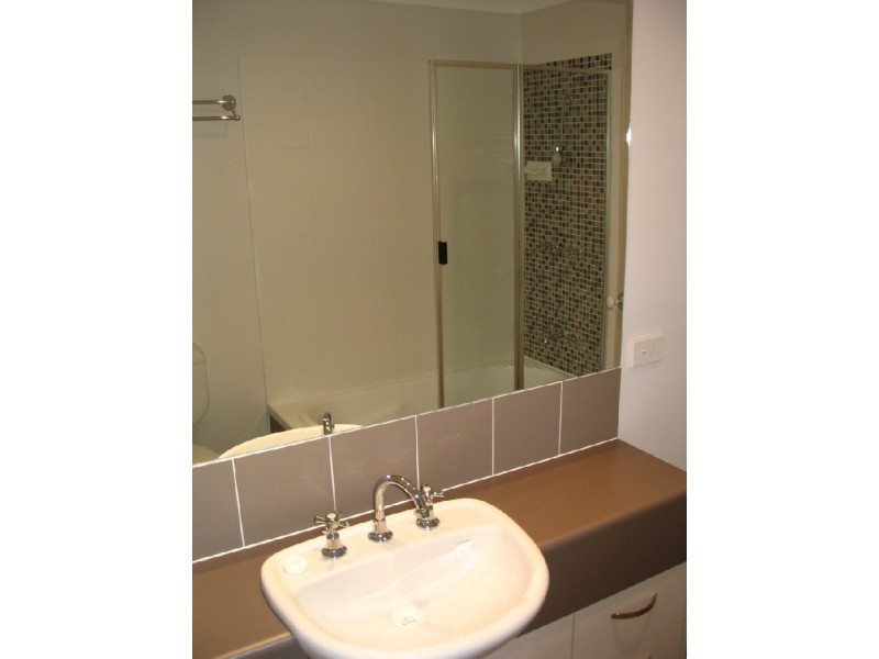 2 / 22 Querrin Street, Yeronga QLD 4104