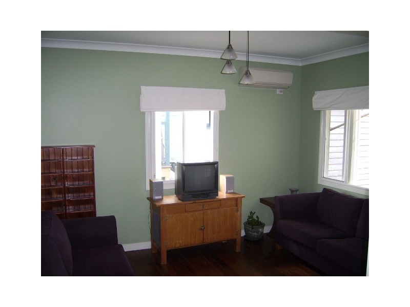 167B Jubilee Tce, Bardon QLD 4065