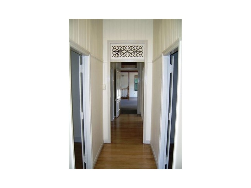 4 Adam Street, Bundamba QLD 4304