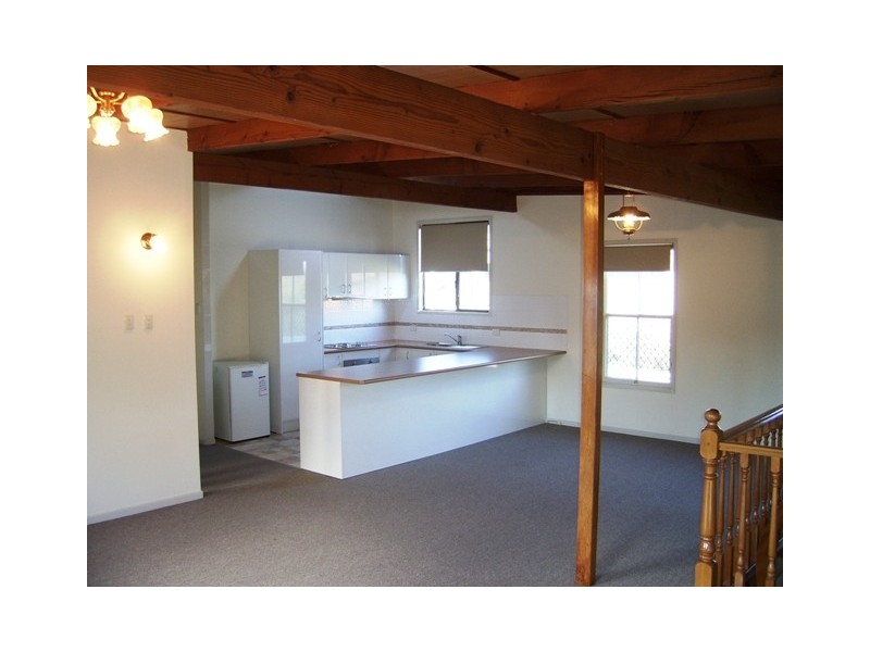 4 Adam Street, Bundamba QLD 4304