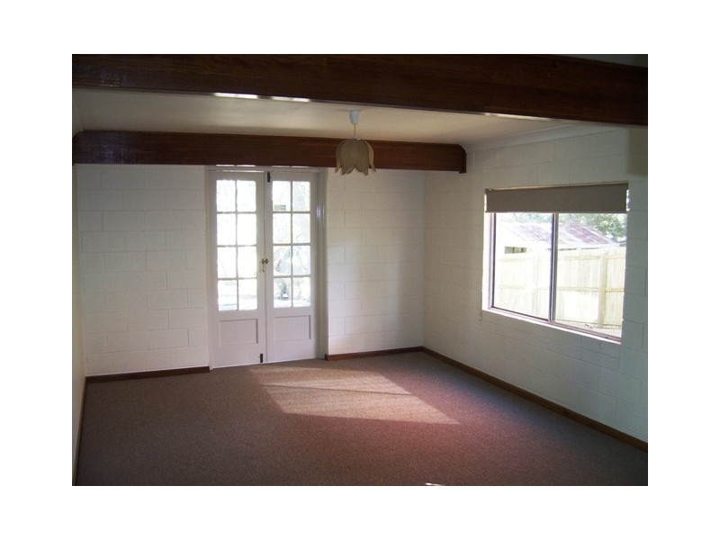 4 Adam Street, Bundamba QLD 4304