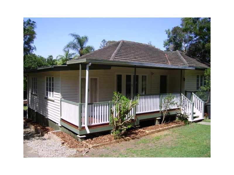 36 Buxton Street, Ashgrove QLD 4060