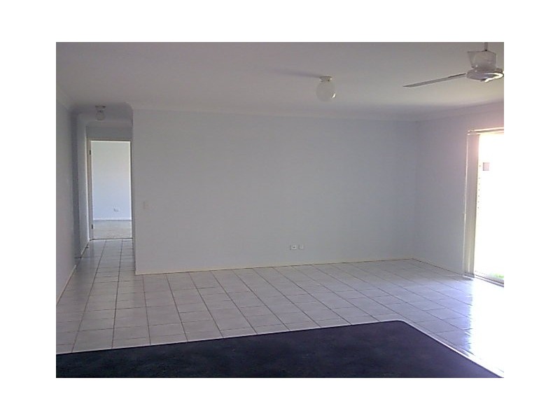 11 Gale Street, Scarborough QLD 4020