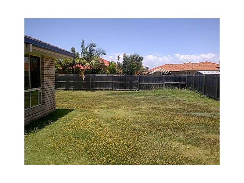 11 Gale Street, Scarborough QLD 4020