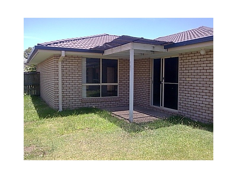 11 Gale Street, Scarborough QLD 4020