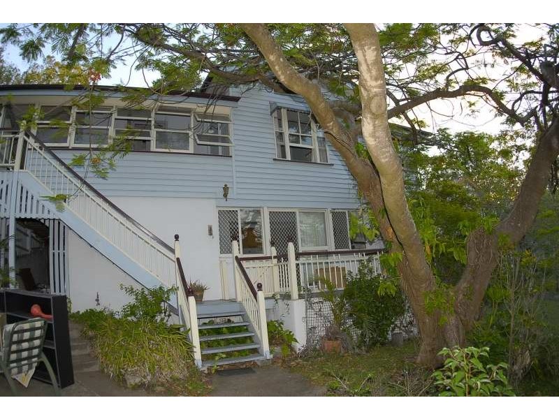 19 Victoria Crescent, Toowong QLD 4066