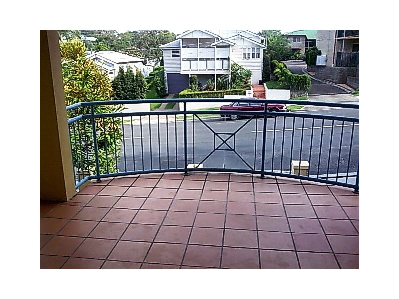 2 / 81 Guthrie Street, Paddington QLD 4064