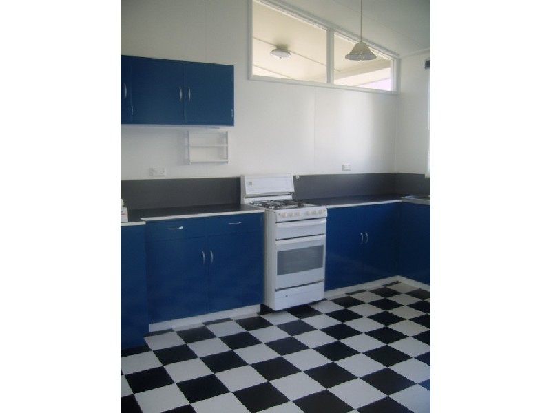 8 North Street, Newmarket QLD 4051