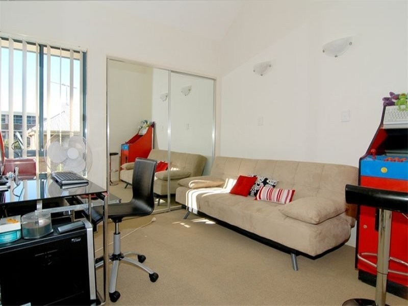 3/58 York Parade, Spring Hill QLD 4000