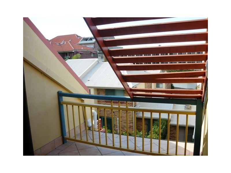 3/58 York Parade, Spring Hill QLD 4000