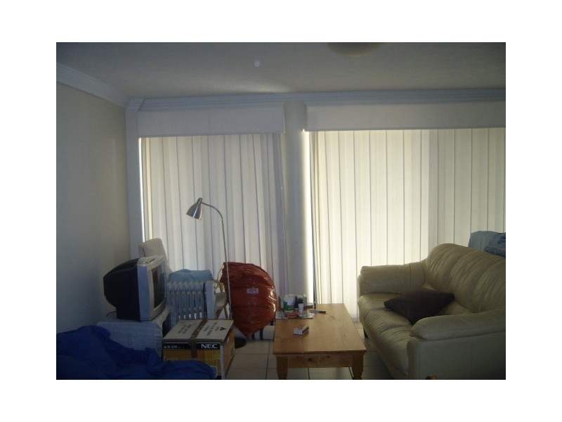 2/11 Grosvenor Street, Indooroopilly QLD 4068