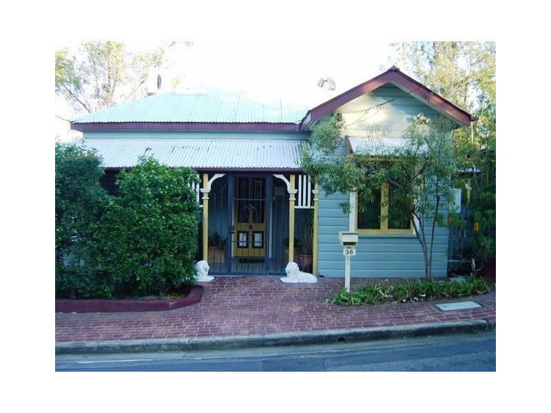 36 Derby Street, Highgate Hill QLD 4101