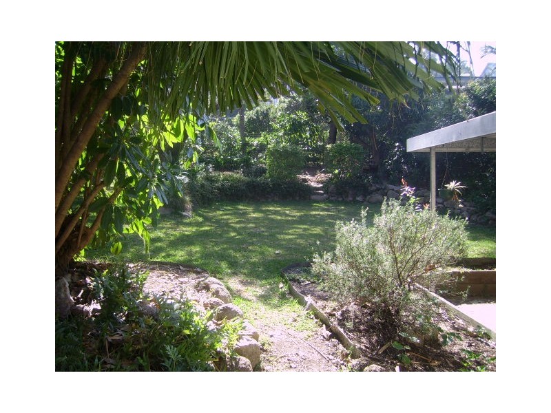 32 Longfellow Street, Norman Park QLD 4170