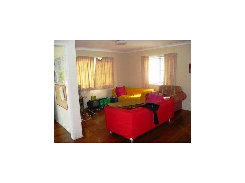 Room 3/28 Sexton Street, Highgate Hill QLD 4101