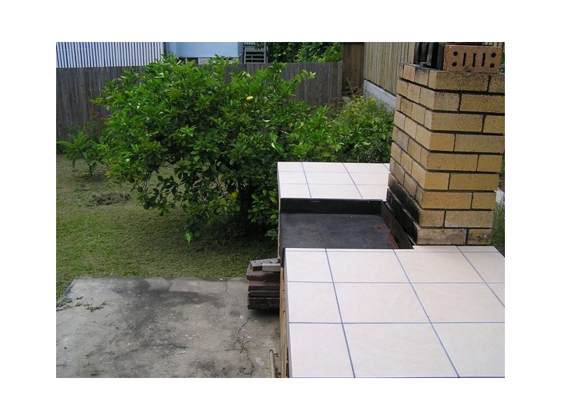 Room 5/28 Sexton Street, Highgate Hill QLD 4101