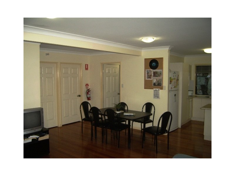 Room 5/12B Brook Street, Highgate Hill QLD 4101