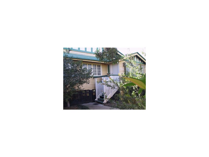 363 Waterworks Rd, Ashgrove QLD 4060