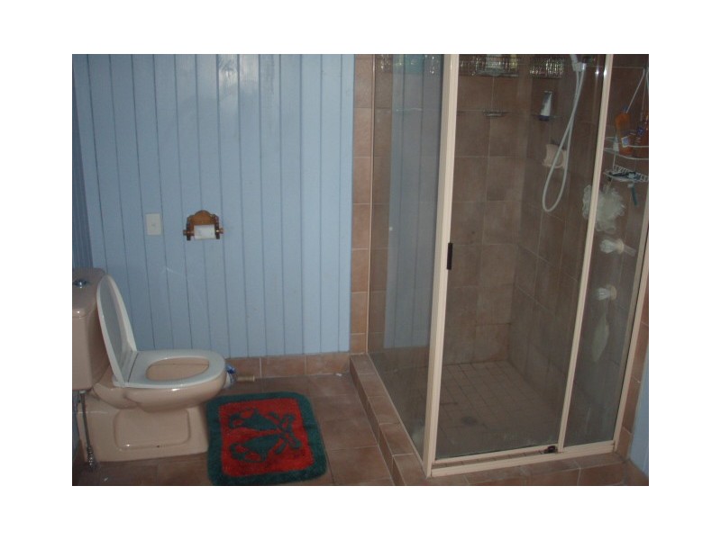 363 Waterworks Rd, Ashgrove QLD 4060