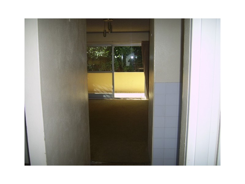 2/11 Depper St, Toowong QLD 4066