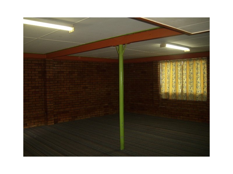 15 Cranbourne Street, Chermside West QLD 4032