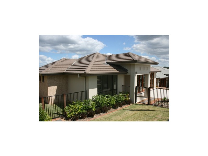 174 Alawoona Street, Redbank Plains QLD 4301