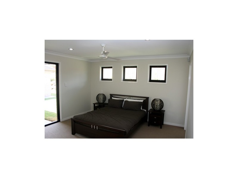 174 Alawoona Street, Redbank Plains QLD 4301