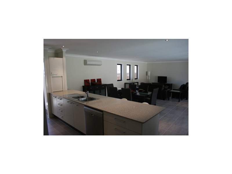 174 Alawoona Street, Redbank Plains QLD 4301