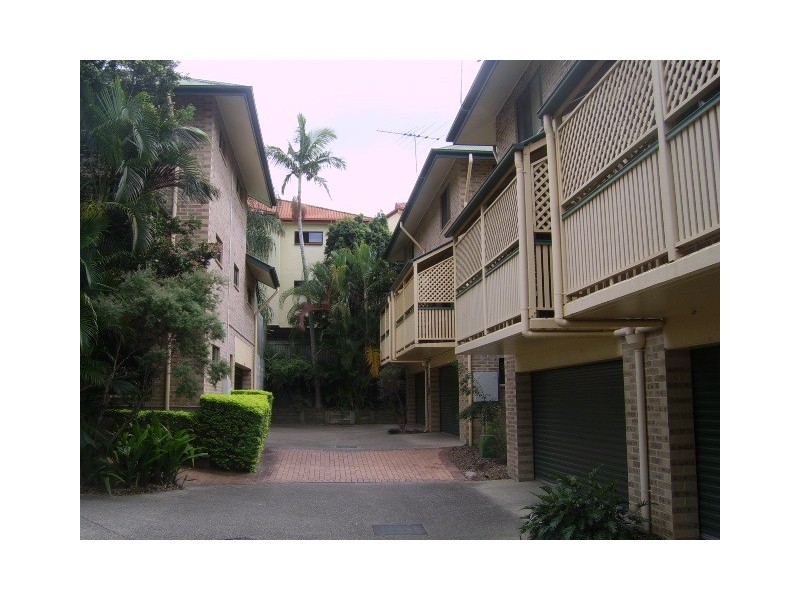 32B Bott Street, Ashgrove QLD 4060