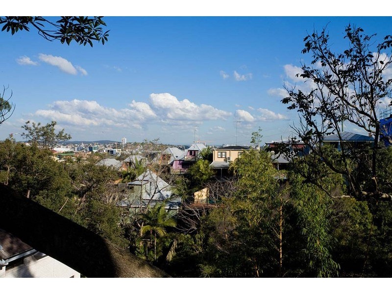 50 Cambridge Street, Red Hill QLD 4059