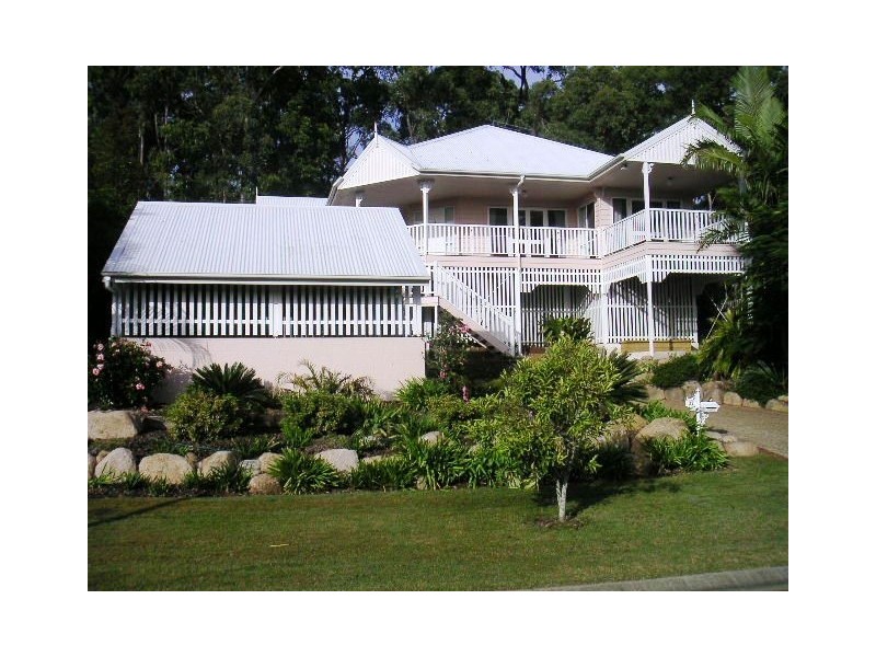 32 Peterson Place, Bridgeman Downs QLD 4035