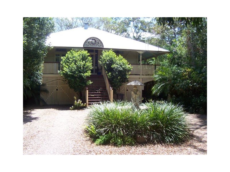 94 McLean Parade, Ashgrove QLD 4060