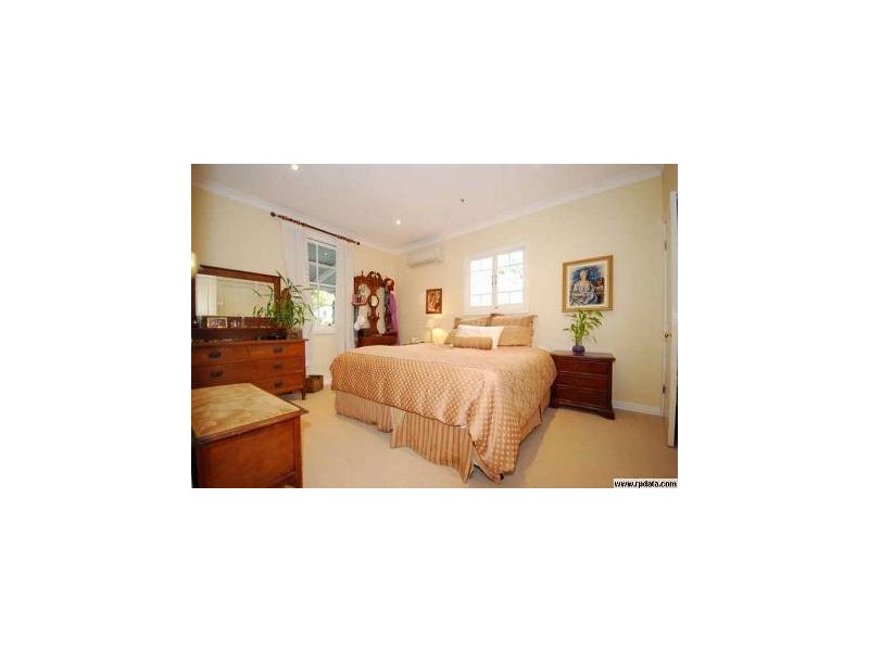 12 ELLA STREET, Red Hill QLD 4059