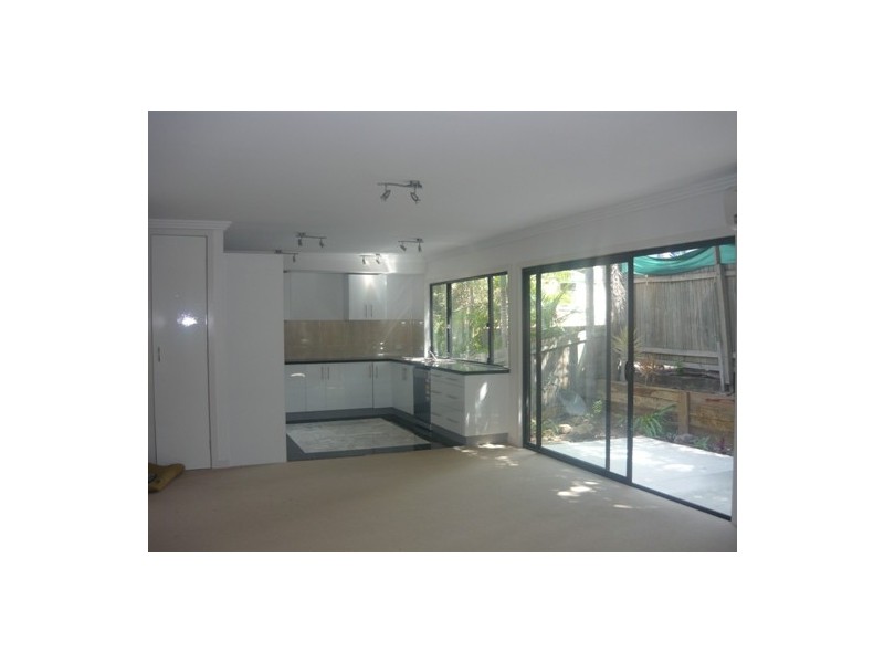 1/112 Kennigo Street, Spring Hill QLD 4000