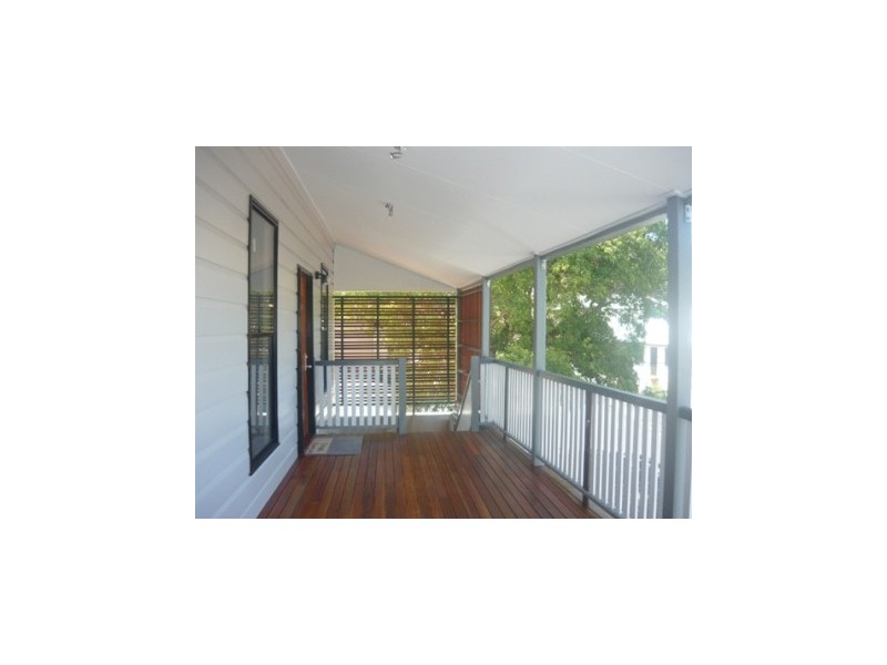 2/112 Kennigo Street, Spring Hill QLD 4000