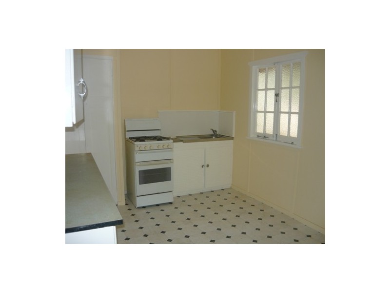 2/85 Kennigo Street, Spring Hill QLD 4000