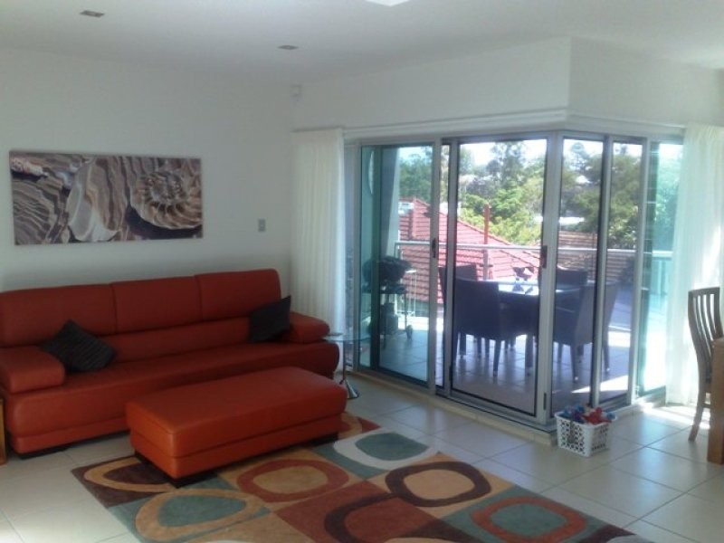 1/62 Armadale Street, St Lucia QLD 4067