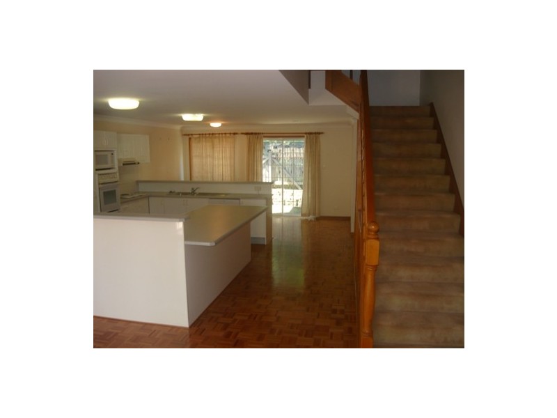 1/20 Glassey Street, Red Hill QLD 4059