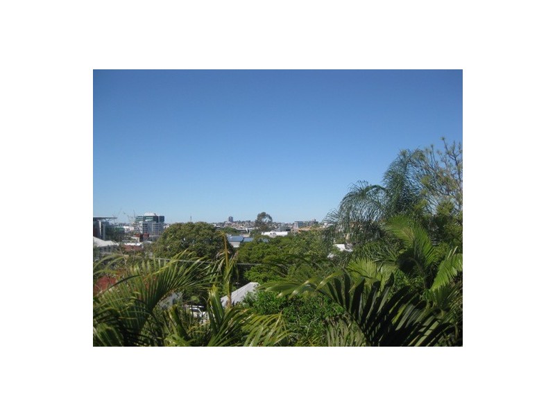 2A Ranley Grove, Paddington QLD 4064