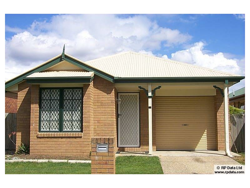 16  Wattle Street, Cannon Hill QLD 4170