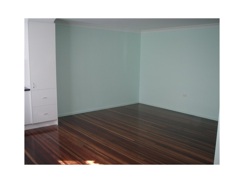 3/33 Tingalpa Street, Wynnum QLD 4178