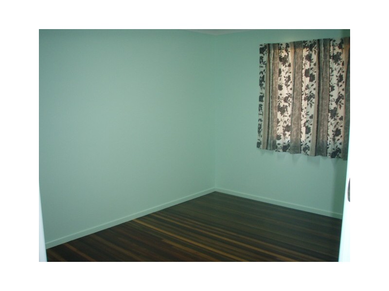 3/33 Tingalpa Street, Wynnum QLD 4178